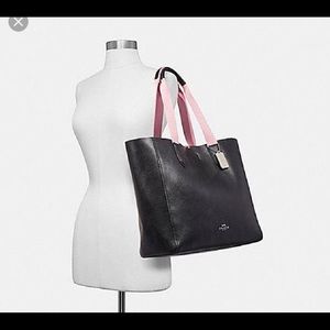 Coach large Derby Tote Black(SOLD)